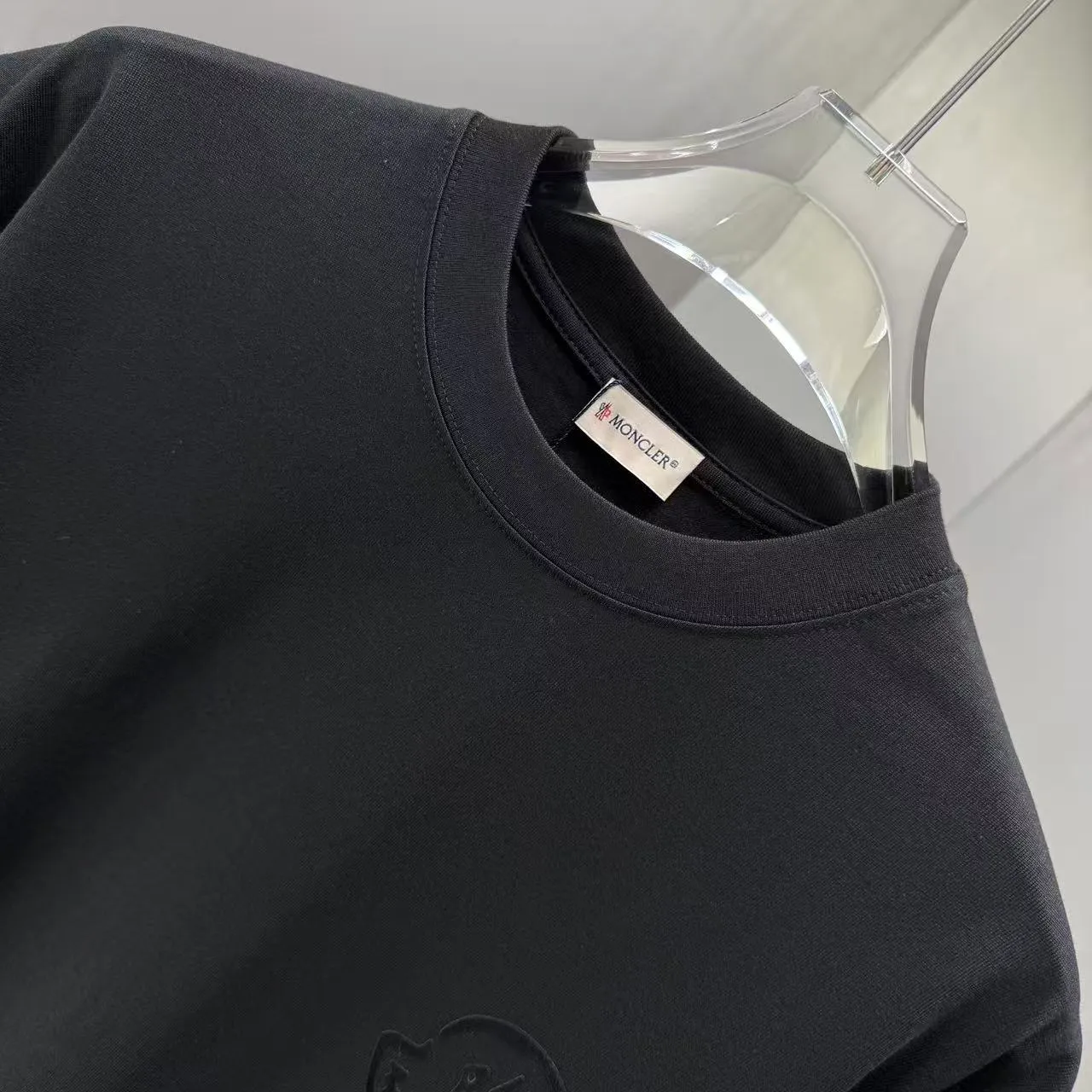 MONCL* * 2026 New Arrival T logo ：Black White Bright Red Dark Blue Sizes：S M L XL XXL